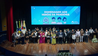 CÂMARA REALIZA CERIMÔNIA EM HOMENAGEM AOS HERÓIS DA PANDEMIA 2023