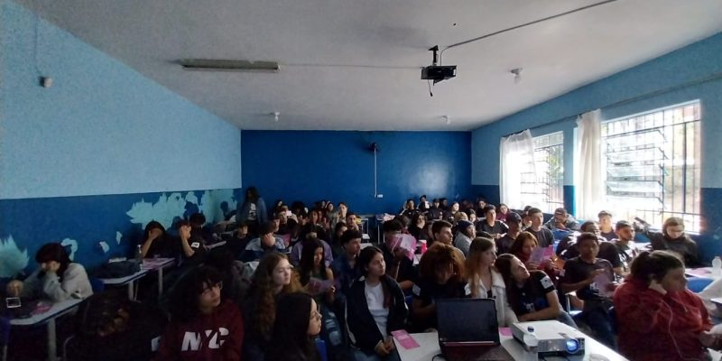 PROCURADORIA REALIZA PALESTRAS NAS ESCOLAS SOBRE VIOLÊNCIA CONTRA MULHER